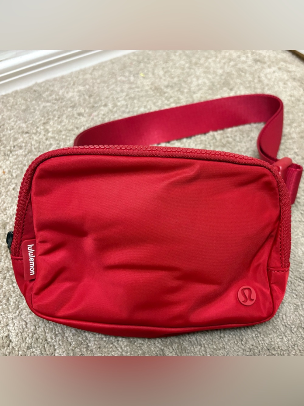 Lululemon Everywhere Belt Bag Red